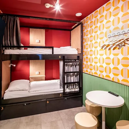 Tourist Inn Hotel Amsterdam-2